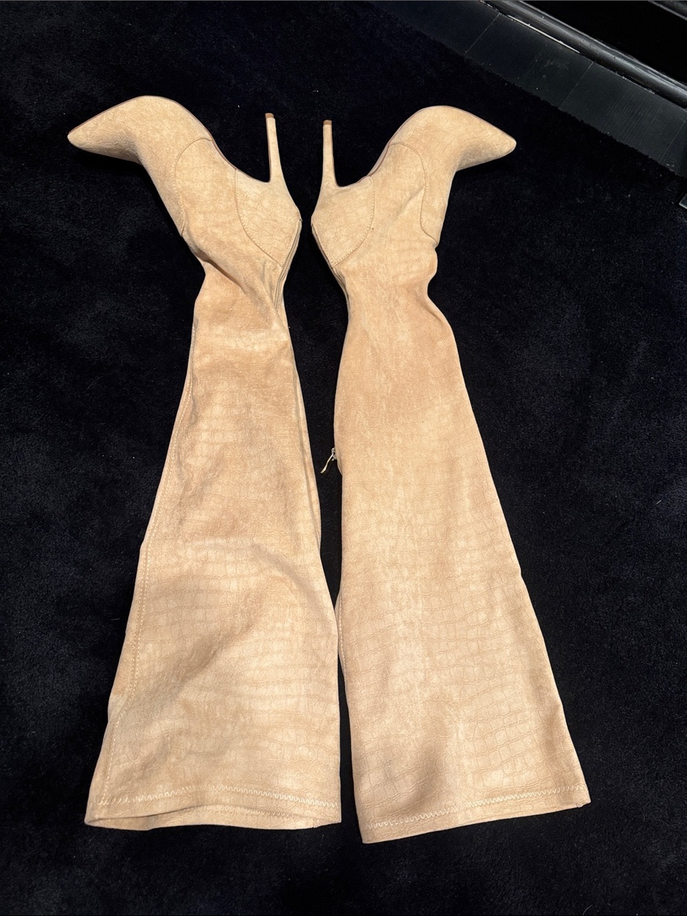 Neysa Natural suede thigh high stiletto heel boot size 11 - Picture 9 of 9